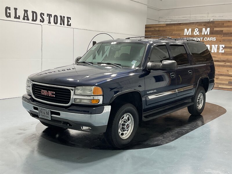 2004 GMC Yukon XL 2500 SLE Sport Utility 4X4 / 8.1L V8 / LOW MILE  / LOCAL RUST FREE / 3/4 TON - Photo 1 - Gladstone, OR 97027