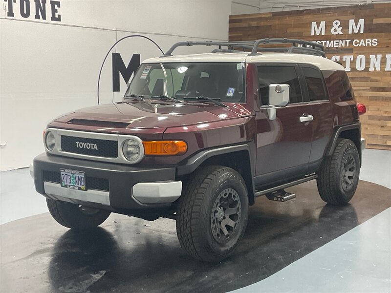 2007 Toyota FJ Cruiser Sport Utility 4X4 / 4.0L V6 / NEW TIRES / 6-SPEED   - Photo 1 - Gladstone, OR 97027