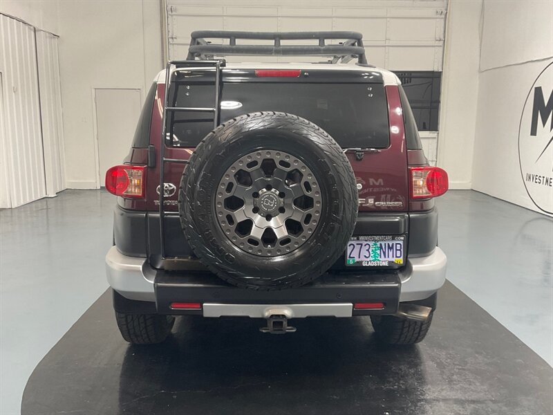 2007 Toyota FJ Cruiser Sport Utility 4X4 / 4.0L V6 / NEW TIRES / 6-SPEED   - Photo 7 - Gladstone, OR 97027