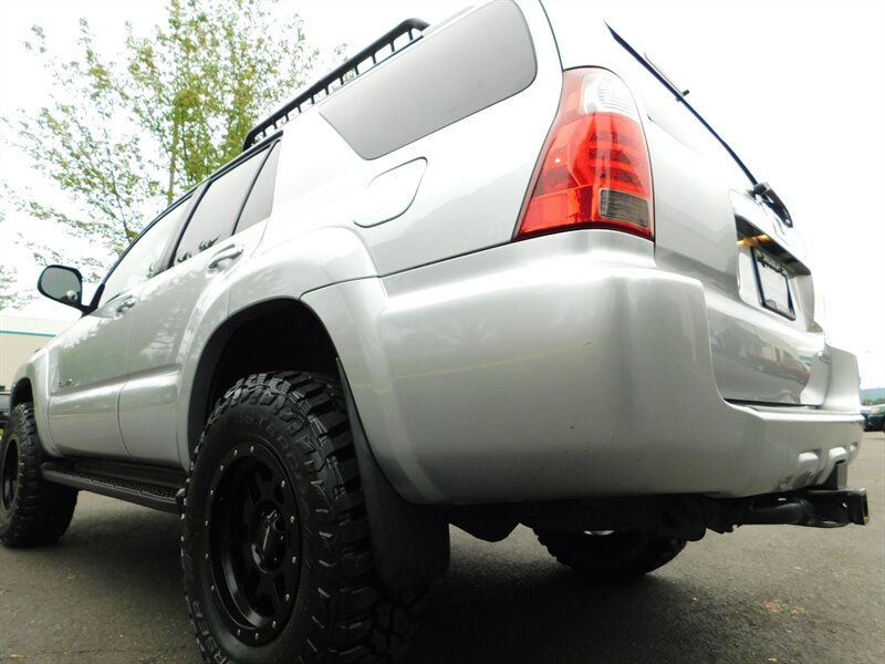 2007 Toyota 4Runner SR5  SUV 4X4 V8 / 3RD ROW SEAT / LIFTED LIFTED   - Photo 10 - Portland, OR 97217