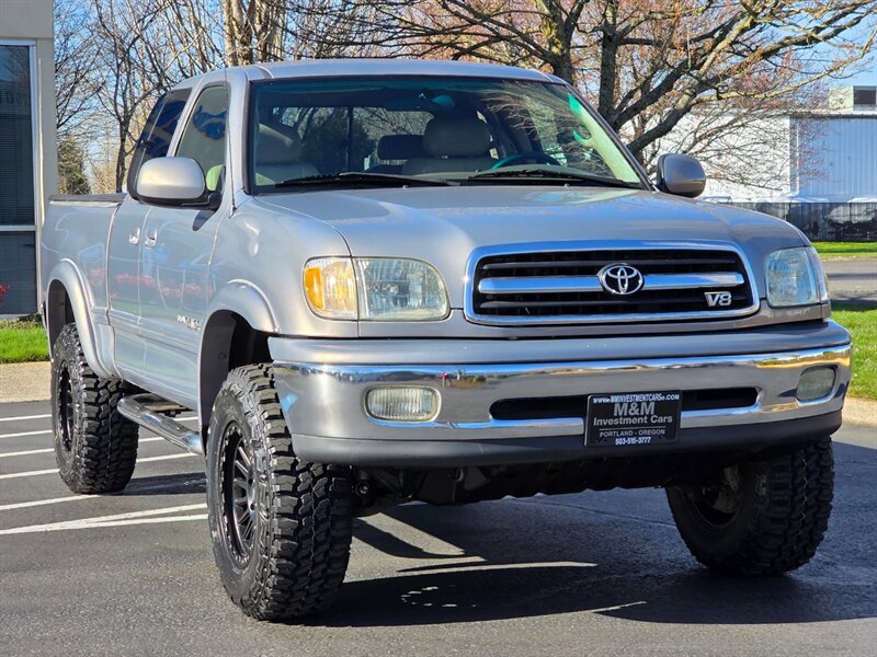 2001 Toyota Tundra LIMITED 4X4 LIFTED 116K NEW TIMING BELT NO RUST  / NEW TIRES & WHEELS / LOW MILES / TOP SHAPE !