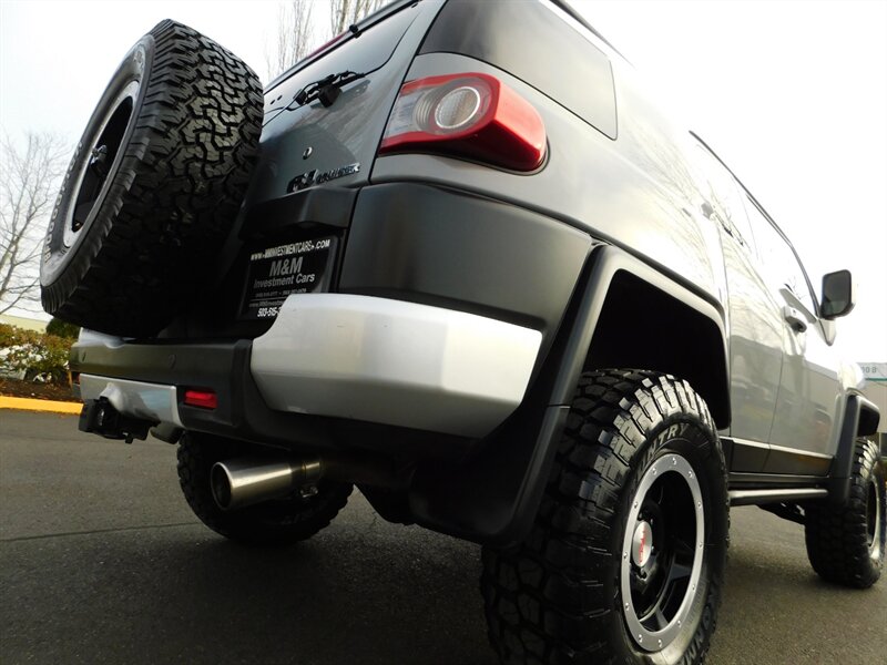 2014 Toyota FJ Cruiser 4x4 / Diff Locks / Camera / TRD Wheels LIFTED   - Photo 12 - Portland, OR 97217