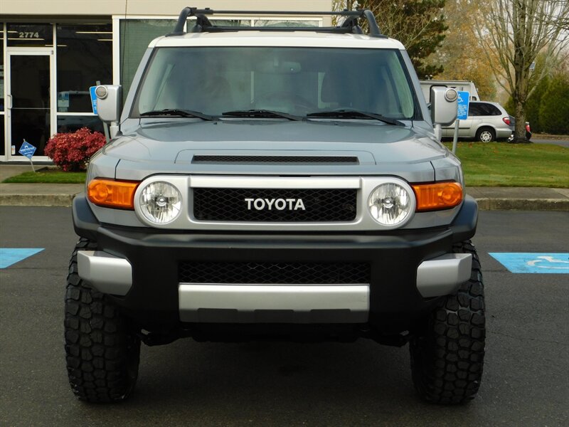 2014 Toyota FJ Cruiser 4x4 / Diff Locks / Camera / TRD Wheels LIFTED   - Photo 5 - Portland, OR 97217