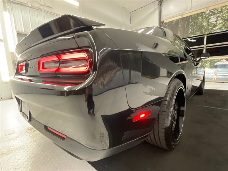 2019 Dodge Challenger R/T 2Dr Coupe / 5.7L HEMI / 34,000 MILES  / LOCAL CAR / Heated Seats / Backup Camera / Excel Cond - Photo 12 - Gladstone, OR 97027