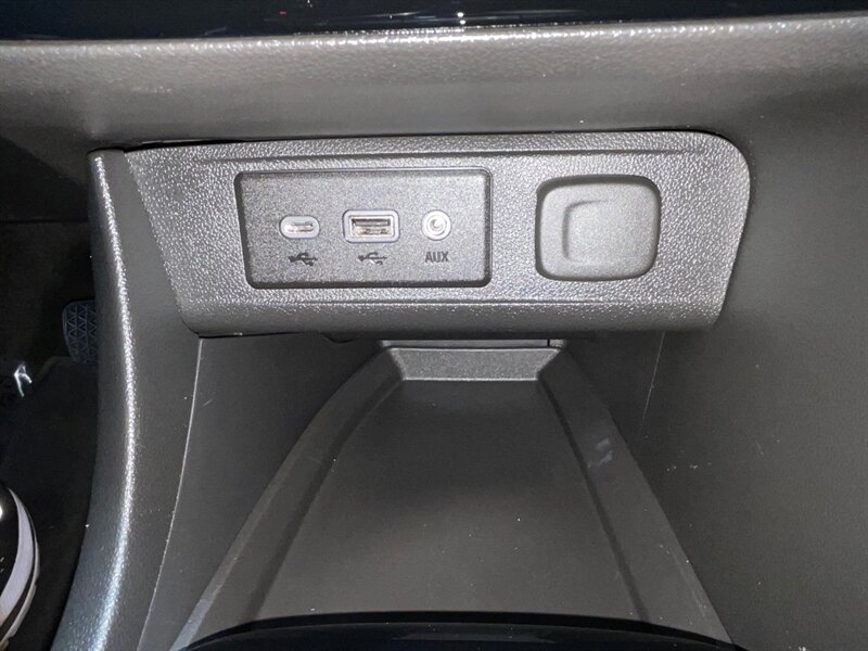 2021 Buick Encore GX Preferred / Backup Camera / Heated seats / ZERO RUST /LOCAL OREGON SUV / Blind Spot Alert - Photo 42 - Gladstone, OR 97027