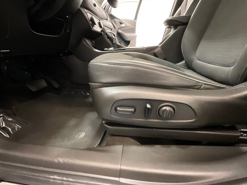 2021 Buick Encore GX Preferred / Backup Camera / Heated seats / ZERO RUST /LOCAL OREGON SUV / Blind Spot Alert - Photo 35 - Gladstone, OR 97027