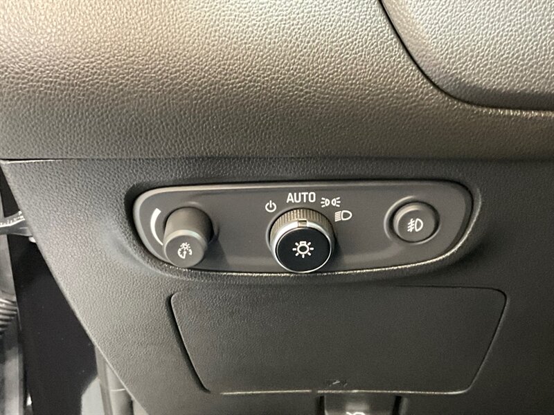 2021 Buick Encore GX Preferred / Backup Camera / Heated seats / ZERO RUST /LOCAL OREGON SUV / Blind Spot Alert - Photo 44 - Gladstone, OR 97027