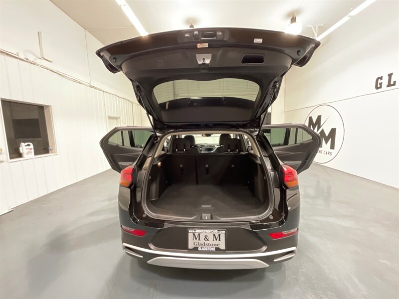 2021 Buick Encore GX Preferred / Backup Camera / Heated seats / ZERO RUST /LOCAL OREGON SUV / Blind Spot Alert - Photo 30 - Gladstone, OR 97027