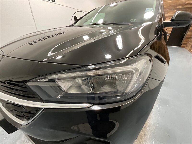 2021 Buick Encore GX Preferred / Backup Camera / Heated seats / ZERO RUST /LOCAL OREGON SUV / Blind Spot Alert - Photo 26 - Gladstone, OR 97027