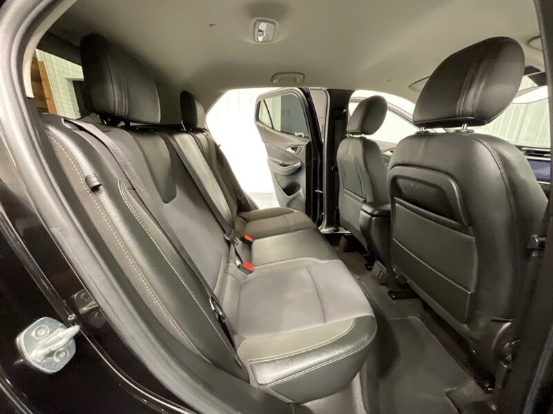 2021 Buick Encore GX Preferred / Backup Camera / Heated seats / ZERO RUST /LOCAL OREGON SUV / Blind Spot Alert - Photo 11 - Gladstone, OR 97027