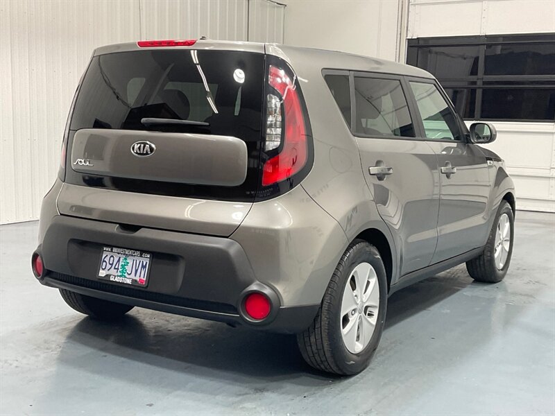 2016 Kia Soul Wagon / 1-OWNER LOCAL / ONLY 41,000 MILES   - Photo 8 - Gladstone, OR 97027