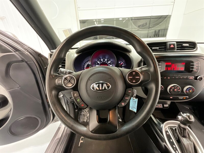 2016 Kia Soul Wagon / 1-OWNER LOCAL / ONLY 41,000 MILES   - Photo 20 - Gladstone, OR 97027