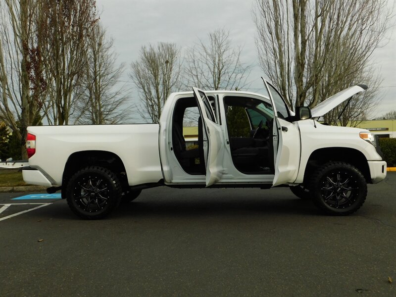 2014 Toyota Tundra Double Cab 4X4 5.7L / Local Oregon / LIFTED LIFTED   - Photo 29 - Portland, OR 97217