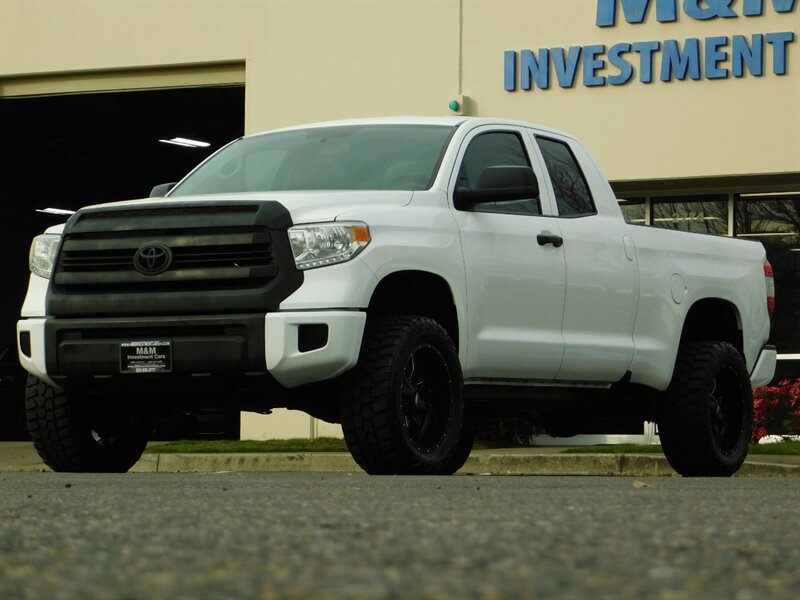 2014 Toyota Tundra Double Cab 4X4 5.7L / Local Oregon / LIFTED LIFTED   - Photo 44 - Portland, OR 97217