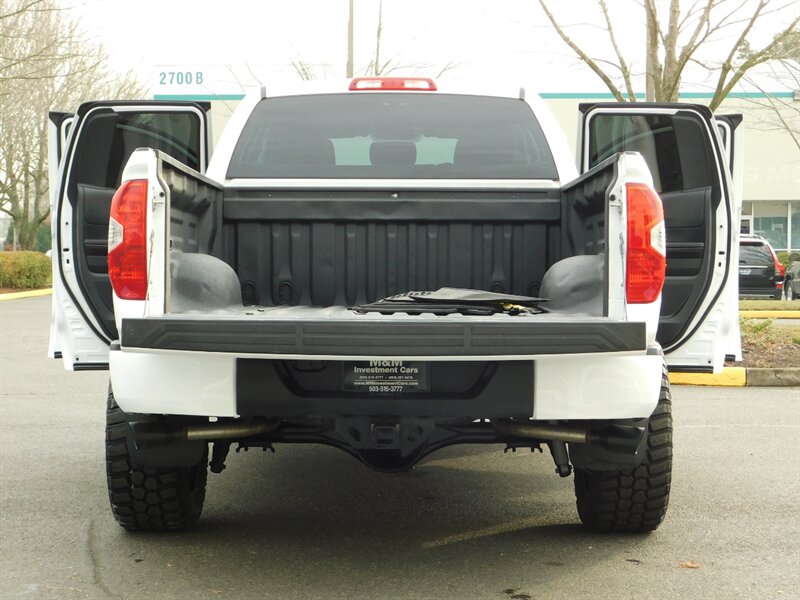 2014 Toyota Tundra Double Cab 4X4 5.7L / Local Oregon / LIFTED LIFTED   - Photo 21 - Portland, OR 97217