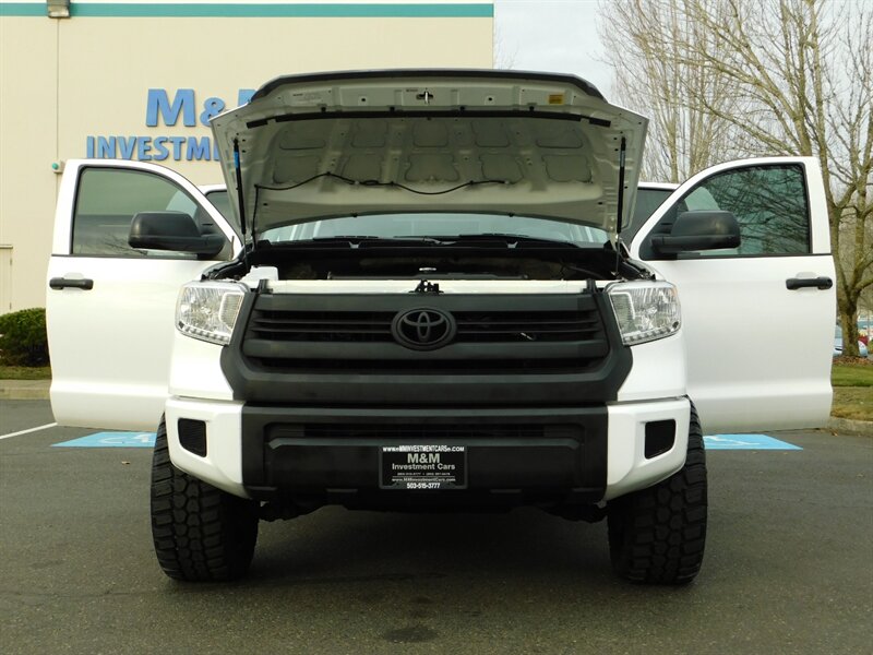 2014 Toyota Tundra Double Cab 4X4 5.7L / Local Oregon / LIFTED LIFTED   - Photo 31 - Portland, OR 97217