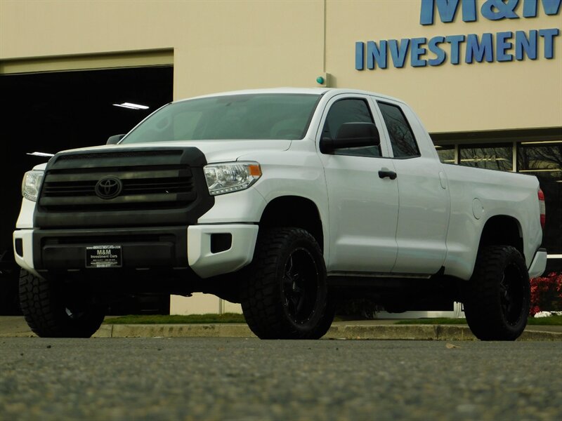 2014 Toyota Tundra Double Cab 4X4 5.7L / Local Oregon / LIFTED LIFTED   - Photo 1 - Portland, OR 97217