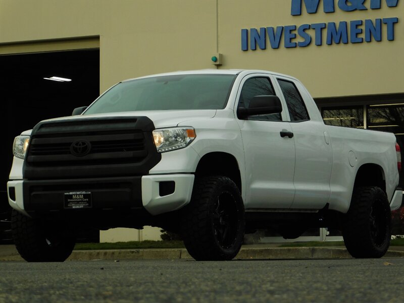 2014 Toyota Tundra Double Cab 4X4 5.7L / Local Oregon / LIFTED LIFTED   - Photo 42 - Portland, OR 97217