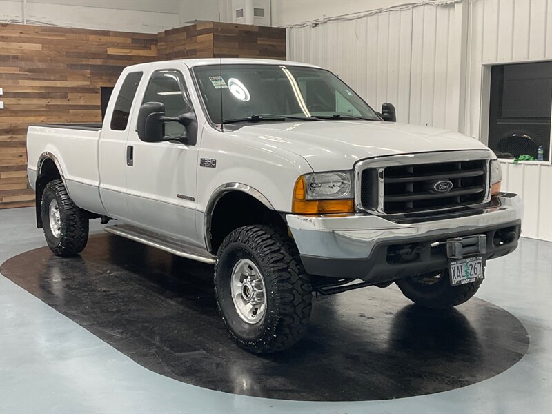 1999 Ford F-350 XLT 4X4 / 7.3L DIESEL / 6-SPEED / 1-OWNER /CLEAN  / RUST FREE / 123K MILES - Photo 2 - Gladstone, OR 97027