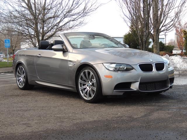 2013 BMW M3 HardTop Convertible / 6-SPEED MANUAL / NAVIGA   - Photo 2 - Portland, OR 97217