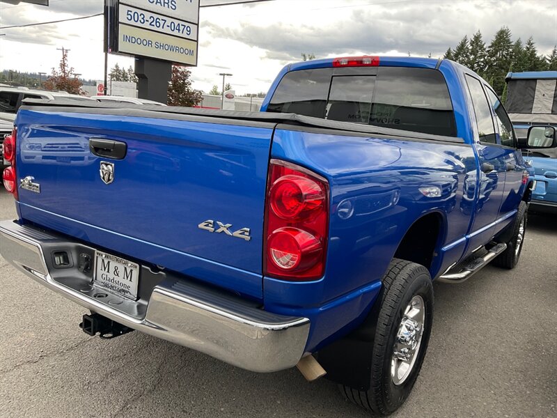 2008 Dodge Ram 2500 Big Horn 4X4 / 5.7L V8 HEMI /1-OWNER/ 79,000 MILES  / 1-OWNER LOCAL OREGON TRUCK / RUST FREE / Quad Cab 4-Door - Photo 8 - Gladstone, OR 97027