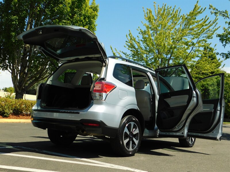 2018 Subaru Forester 2.5i Premium / Pano Sunroof /1-Owner/ 36,000 MILES   - Photo 29 - Portland, OR 97217