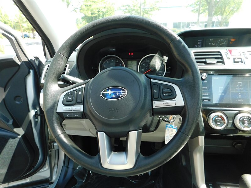 2018 Subaru Forester 2.5i Premium / Pano Sunroof /1-Owner/ 36,000 MILES   - Photo 18 - Portland, OR 97217