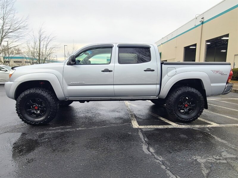 2005 Toyota Tacoma 4X4 / TRD / DIFF LOCK / LIFTED / 1-OWNER / 104Km  / OFF ROAD PKG / NEW TIRES / LOCAL-NO RUST - Photo 3 - Portland, OR 97217