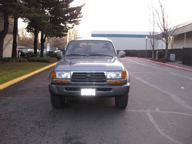 1997 Toyota Land Cruiser 40th Anniversary Limited Edition 4X4 / 3RD SEAT   - Photo 2 - Portland, OR 97217