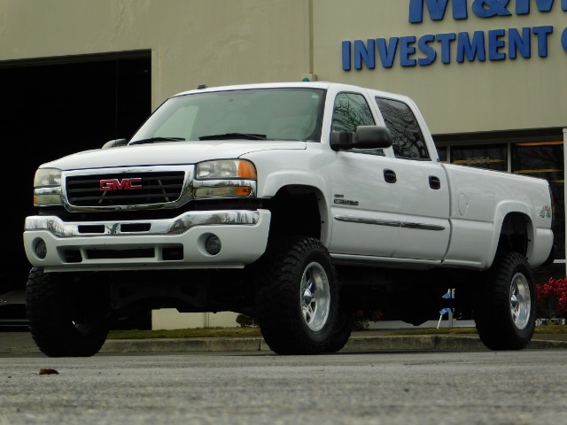 2005 GMC Sierra 2500 4X4 / Leather / 6.6L Duramax Diesel / LIFTED LIFTE   - Photo 23 - Portland, OR 97217