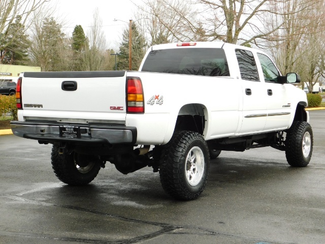 2005 GMC Sierra 2500 4X4 / Leather / 6.6L Duramax Diesel / LIFTED LIFTE   - Photo 8 - Portland, OR 97217