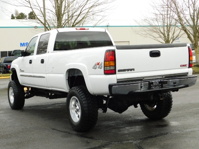 2005 GMC Sierra 2500 4X4 / Leather / 6.6L Duramax Diesel / LIFTED LIFTE   - Photo 7 - Portland, OR 97217