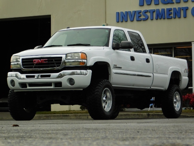 2005 GMC Sierra 2500 4X4 / Leather / 6.6L Duramax Diesel / LIFTED LIFTE   - Photo 19 - Portland, OR 97217