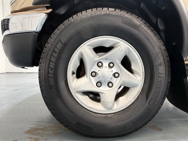 2004 Toyota Tacoma SR5 PreRunner Double Cab 4Cyl /1-OWNER LOCAL / ZERO RUST / Towing Pkg - Photo 23 - Gladstone, OR 97027