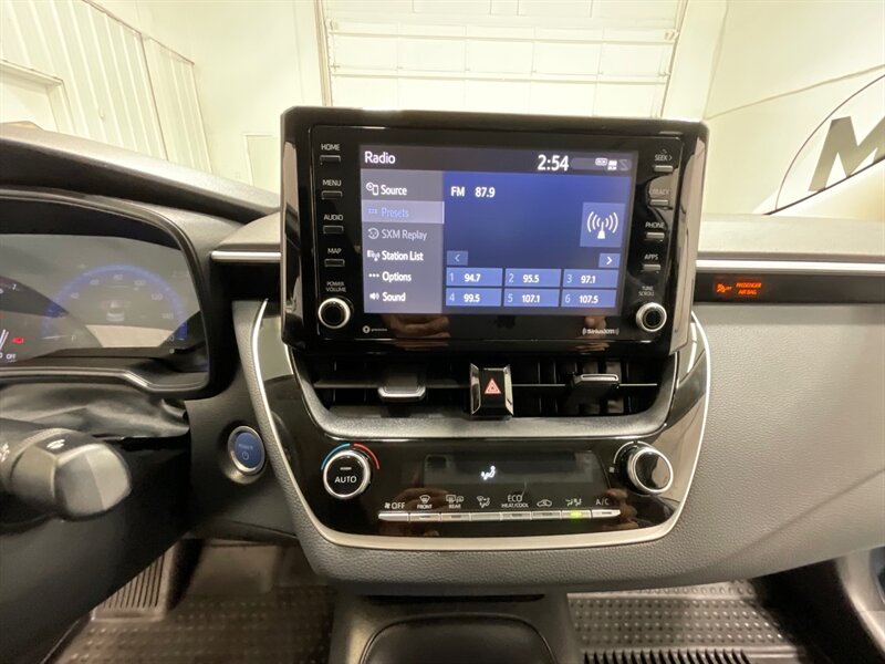 2022 Toyota Corolla Hybrid LE / 1-OWNER LOCAL /Backup Camera/33K MILES - Photo 15 - Gladstone, OR 97027
