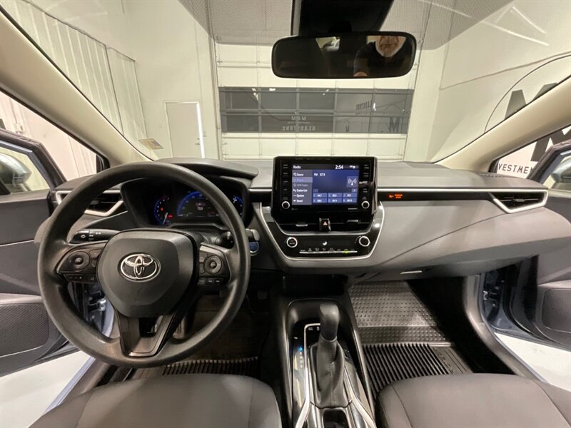 2022 Toyota Corolla Hybrid LE / 1-OWNER LOCAL /Backup Camera/33K MILES - Photo 35 - Gladstone, OR 97027