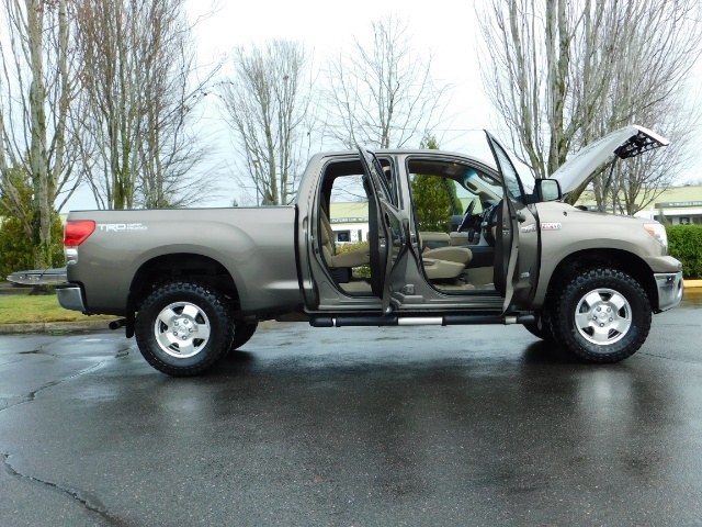 2008 Toyota Tundra DOUBLE CAB 4X4 / V8 5.7L / TRD / 1-OWNER / LIFTED   - Photo 23 - Portland, OR 97217