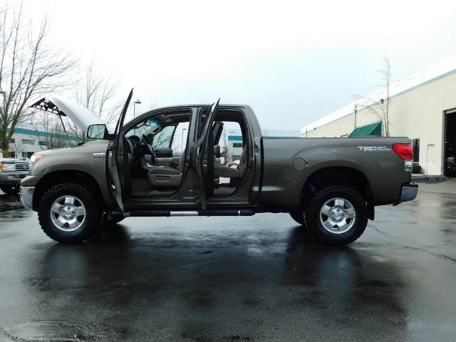 2008 Toyota Tundra DOUBLE CAB 4X4 / V8 5.7L / TRD / 1-OWNER / LIFTED   - Photo 22 - Portland, OR 97217