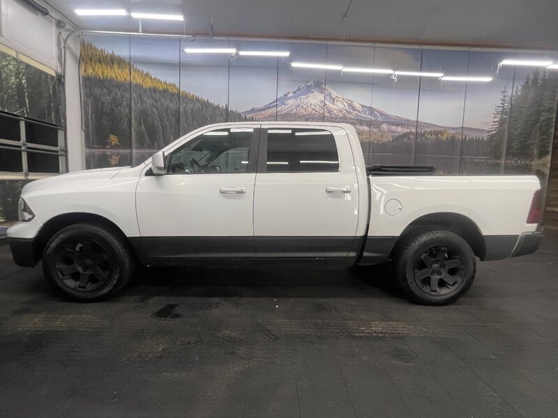 2010 Dodge Ram 1500 Laramie Crew Cab 4X4 /5.7L / Leather / DVD / CLEAN   - Photo 3 - Gladstone, OR 97027