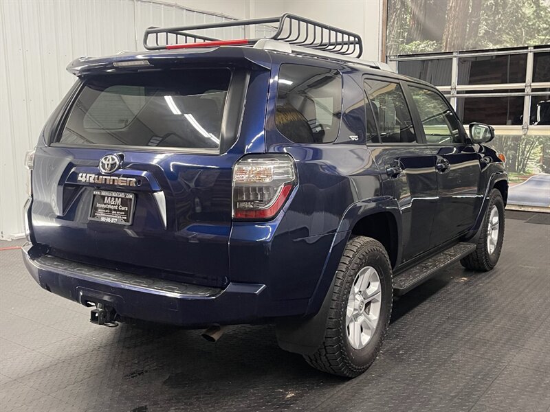 2016 Toyota 4Runner SR5 Sport Utility 4X   - Photo 42 - Gladstone, OR 97027