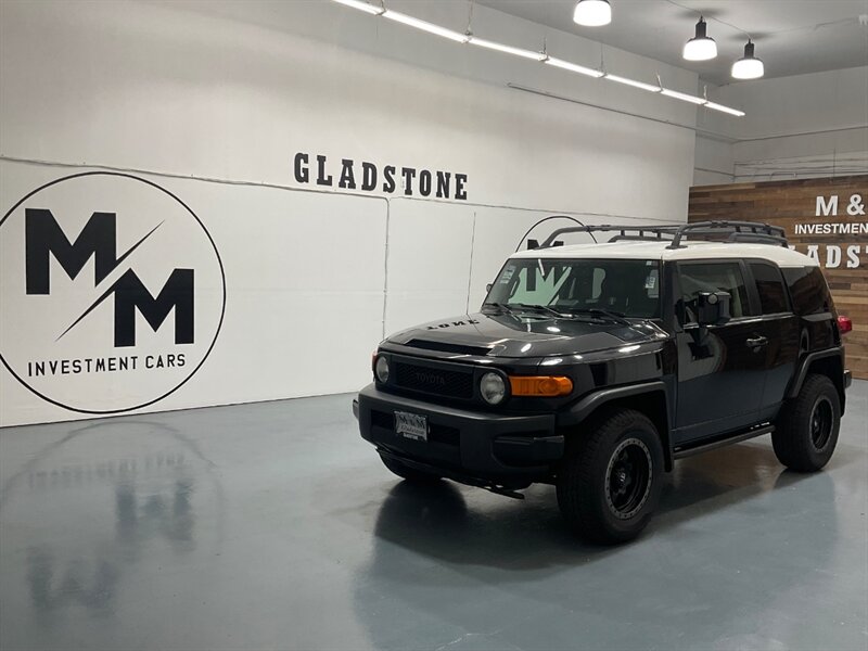 2008 Toyota FJ Cruiser 4X4 / 4.0L 6Cyl / NEW TIRES / LOCAL w/ ZERO RUST  / Rear Diff Lock - Photo 25 - Gladstone, OR 97027