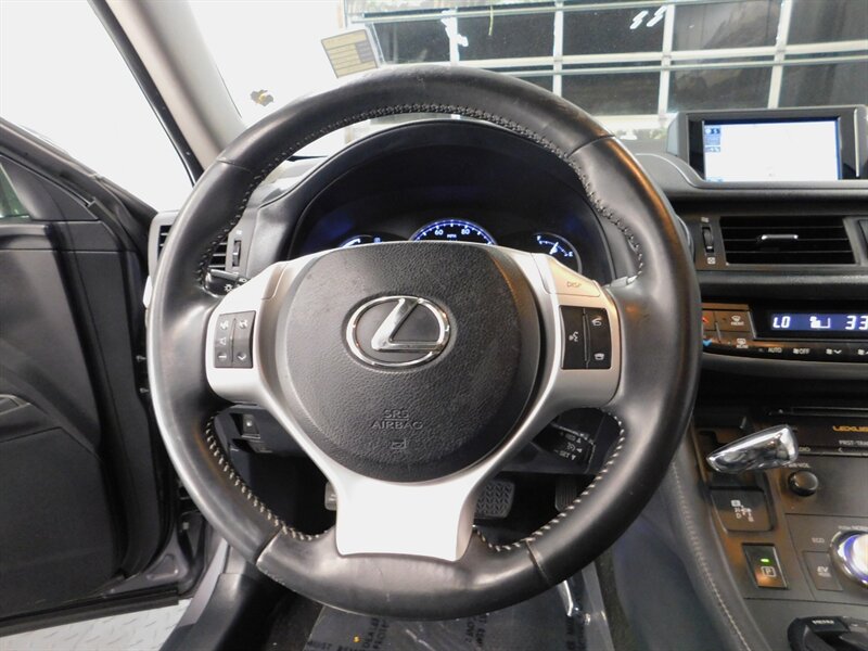 2013 Lexus CT 200h Hatchback Premium Pk   - Photo 31 - Gladstone, OR 97027