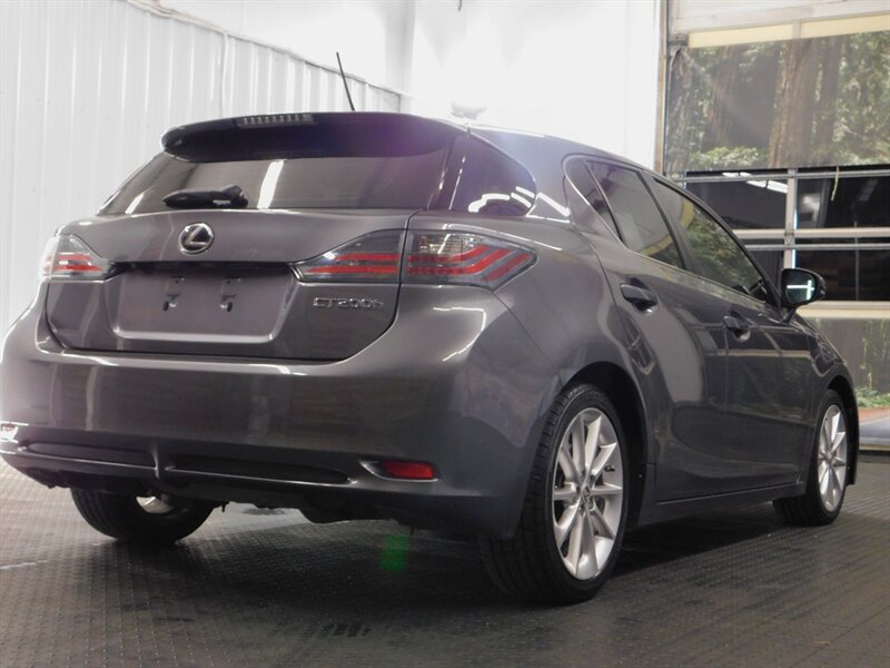 2013 Lexus CT 200h Hatchback Premium Pk   - Photo 8 - Gladstone, OR 97027