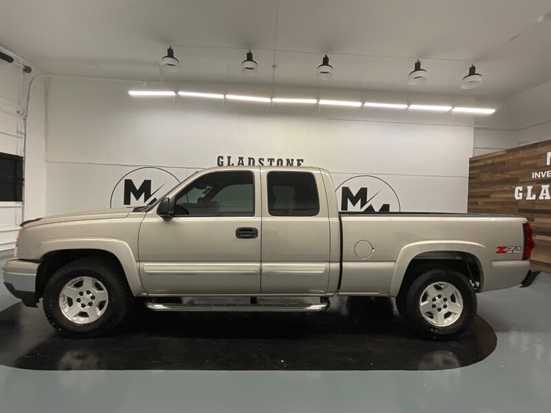 2007 Chevrolet Silverado 1500 Classic LT 4-Door / 4X4 / 5.3L V8 / Z-71 OFF RD /RUST FREE  / LOCAL TRUCK / GREAT CONDITION - Photo 3 - Gladstone, OR 97027