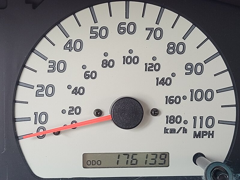 2003 Toyota Tacoma V6 3.4L / 4X4 / 5-SPEED MANUAL / NEW TIMING BELT + WATER PUMP / NEW LIFT & NEW TIRES !! - Photo 31 - Portland, OR 97217