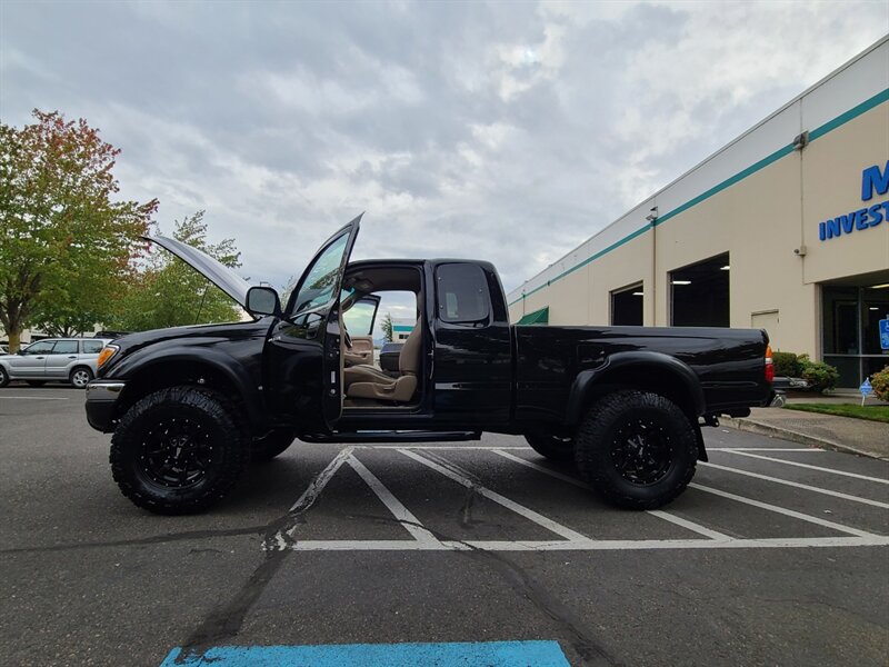2003 Toyota Tacoma V6 3.4L / 4X4 / 5-SPEED MANUAL / NEW TIMING BELT + WATER PUMP / NEW LIFT & NEW TIRES !! - Photo 25 - Portland, OR 97217