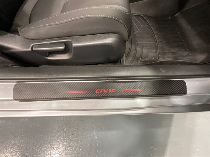 2020 Honda Civic EX Coupe 2dr / 4Cyl Turbo / Automatic /1-OWNER  / Backup Camera / Blind Spot Alert / Heated Seats / Sunroof - Photo 45 - Gladstone, OR 97027