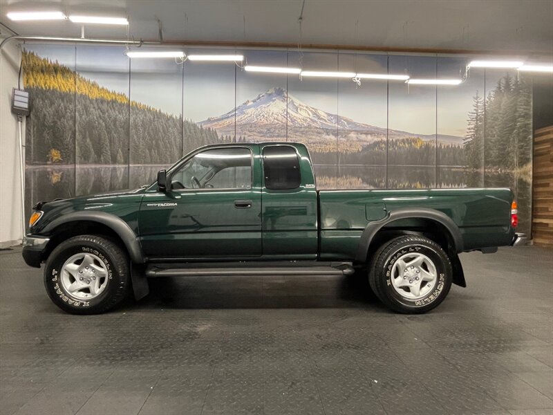 2003 Toyota Tacoma V6 2dr Xtracab SR5 /   - Photo 3 - Gladstone, OR 97027