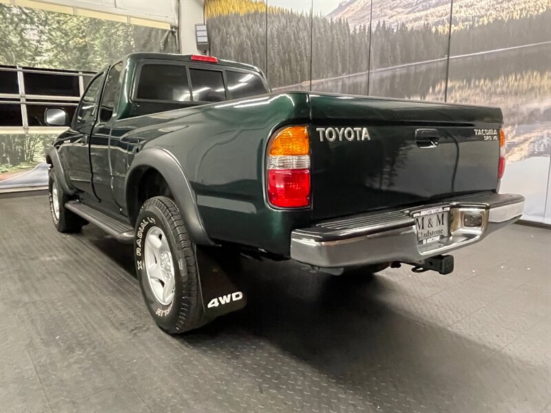 2003 Toyota Tacoma V6 2dr Xtracab SR5 /   - Photo 7 - Gladstone, OR 97027