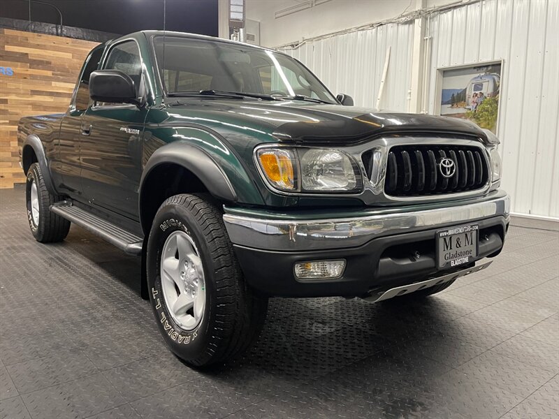 2003 Toyota Tacoma V6 2dr Xtracab SR5 /   - Photo 2 - Gladstone, OR 97027